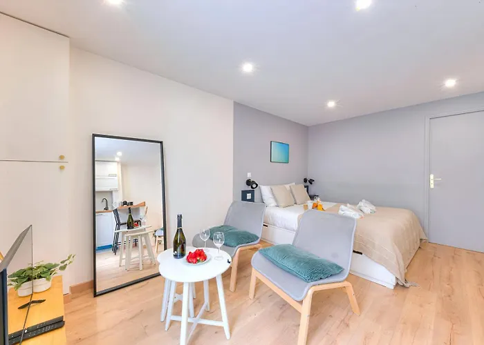 388 Suite Trousseau - Superbe Appartement A Paris