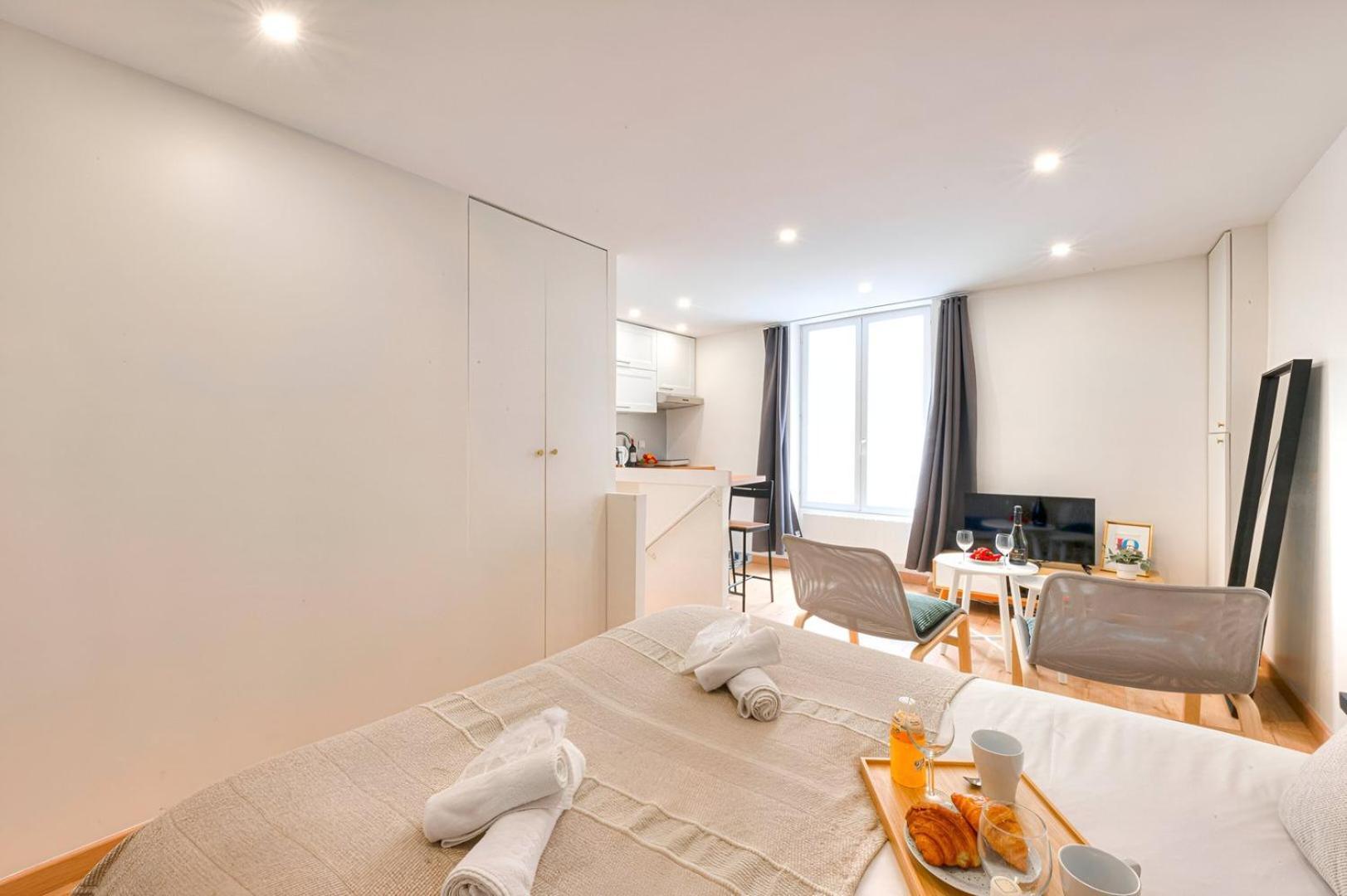 Appartement 388 Trousseau - Superbe A *
